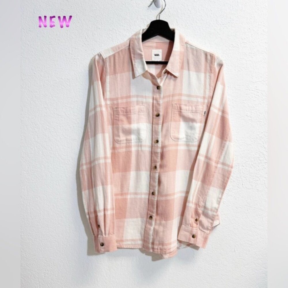 NEW light pink flannel plaid woman’s button up SM